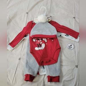 Disney Baby 4 piece set